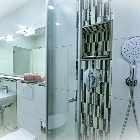 Strandhochhaus Shh9 كوكسهافن